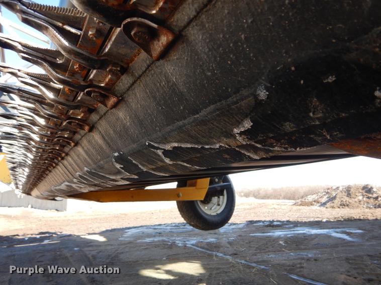 image for item FH9010 2007 New Holland 94C rigid draper head