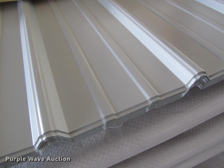 image for item G1530 (60) sheets of metal siding/roofing