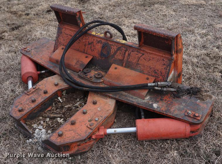 image for item G1556 Dymax DT5-12 skid steer tree shear