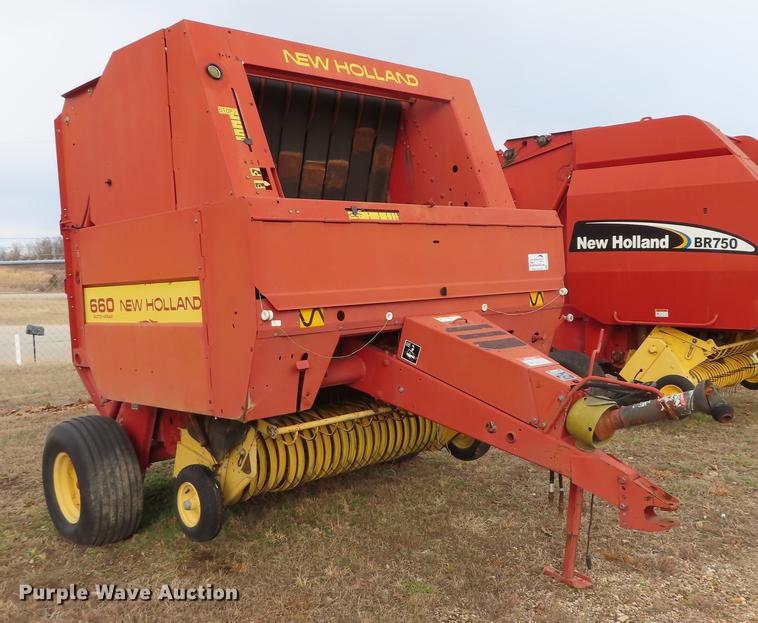 image for item L1497 1994 New Holland 660 round baler