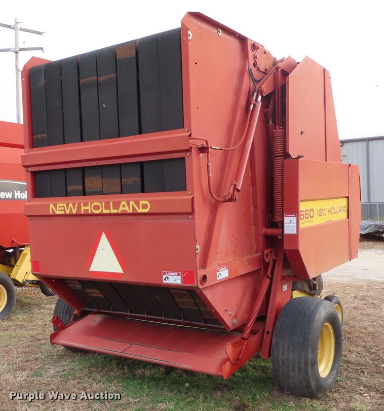 image for item L1497 1994 New Holland 660 round baler