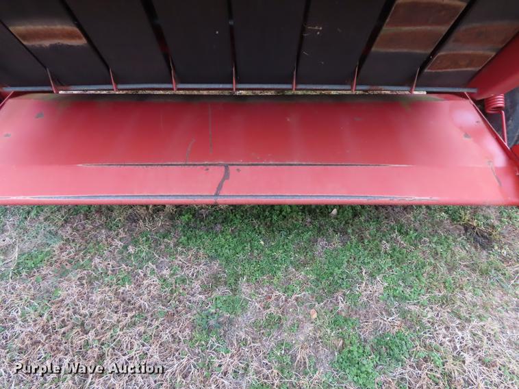 image for item L1497 1994 New Holland 660 round baler