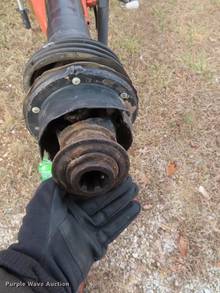 image for item L1498 2003 New Holland BR750 round baler