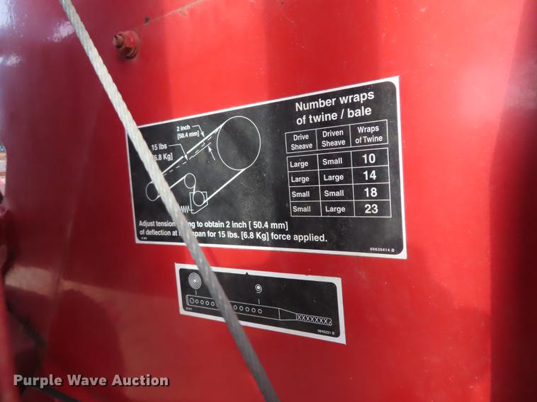 image for item L1498 2003 New Holland BR750 round baler