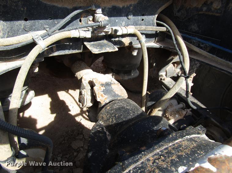 image for item DB6920 2006 Freightliner Columbia semi truck