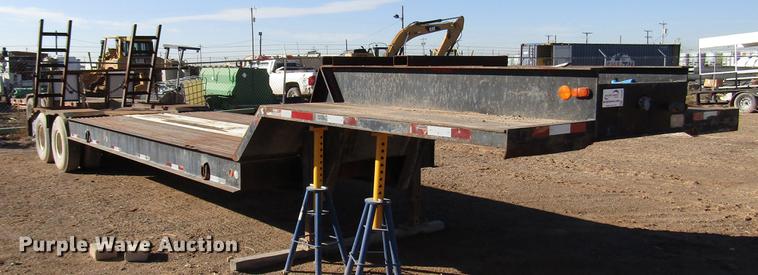 image for item DB6925 1975 Fruehauf drop deck equipment trailer