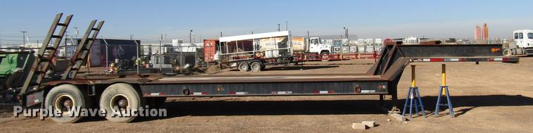 image for item DB6925 1975 Fruehauf drop deck equipment trailer
