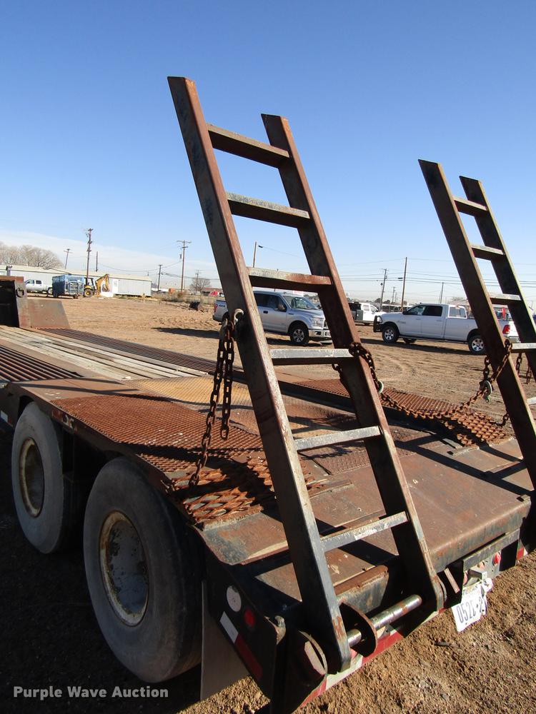 image for item DB6925 1975 Fruehauf drop deck equipment trailer