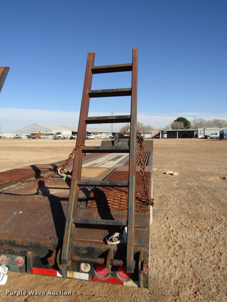 image for item DB6925 1975 Fruehauf drop deck equipment trailer