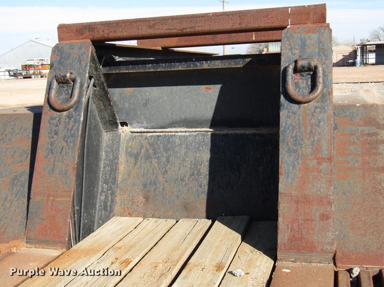 image for item DB6925 1975 Fruehauf drop deck equipment trailer