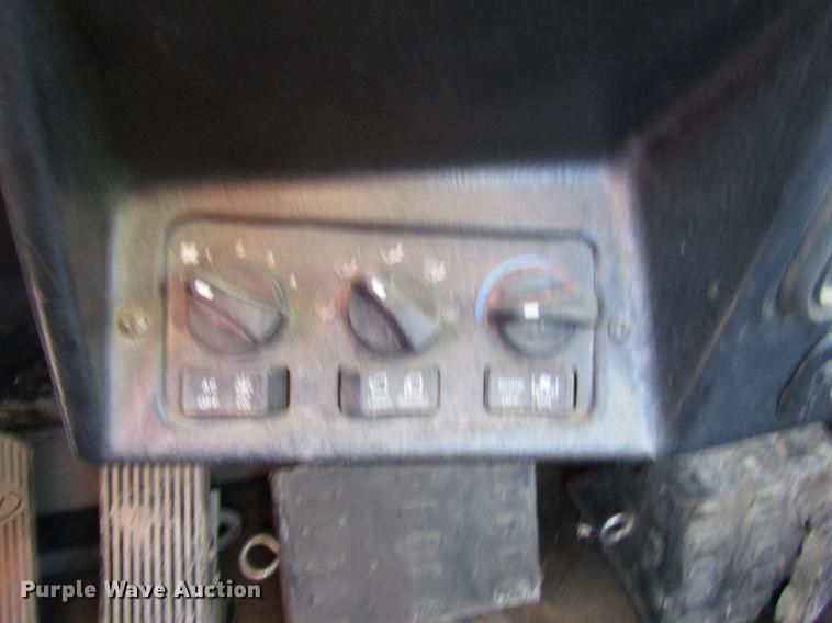 image for item DB6927 1995 Peterbilt 378 semi truck