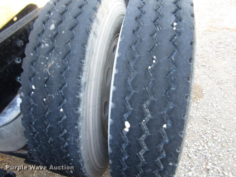 image for item DB6927 1995 Peterbilt 378 semi truck