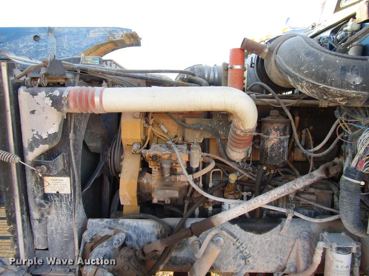 image for item DB6927 1995 Peterbilt 378 semi truck