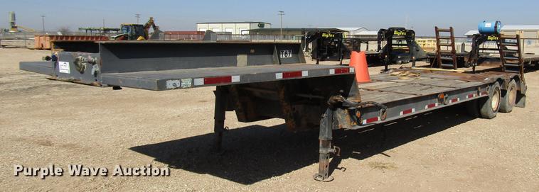 image for item DB6937 1973 Hyster drop deck equipment trailer