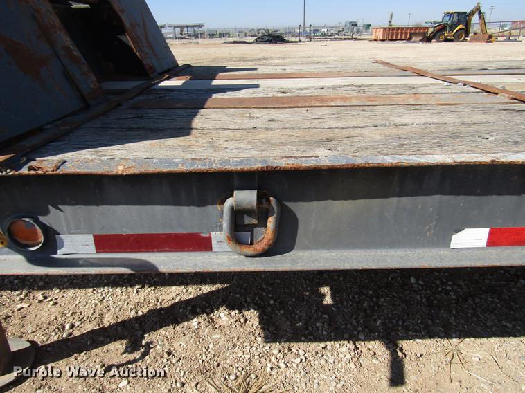 image for item DB6937 1973 Hyster drop deck equipment trailer