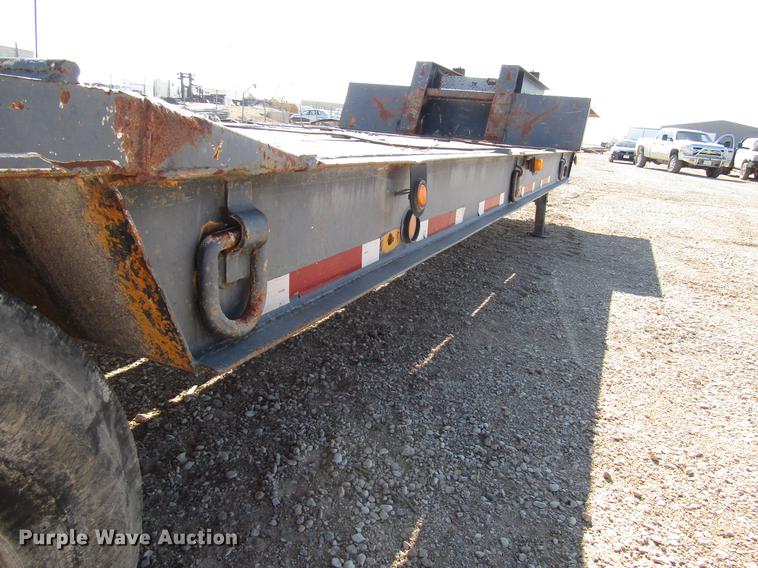 image for item DB6937 1973 Hyster drop deck equipment trailer
