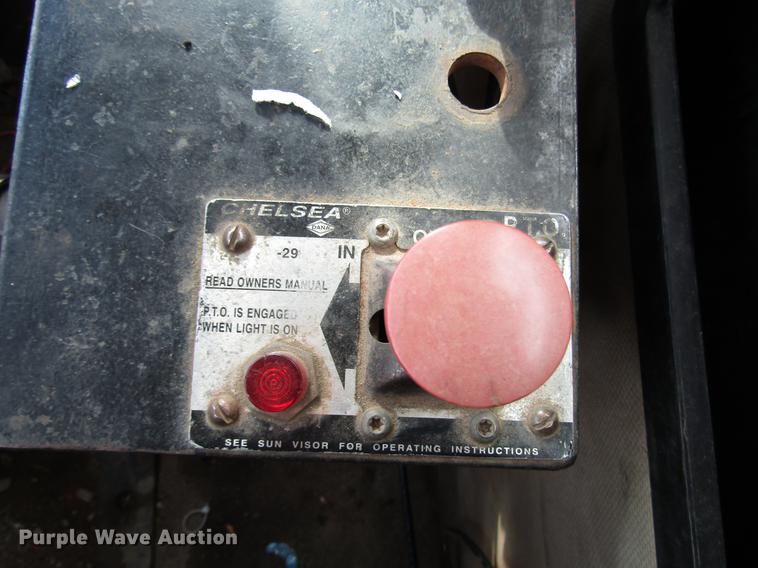 image for item DB6962 2001 Mack CH613 semi truck