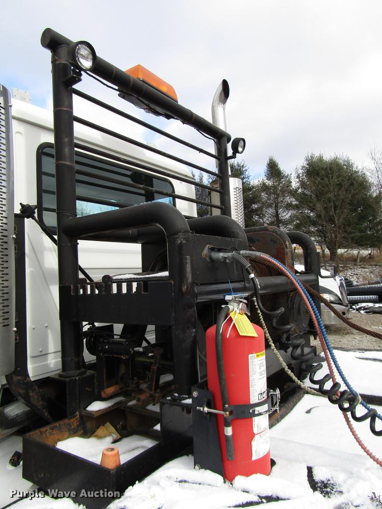 image for item DB6962 2001 Mack CH613 semi truck