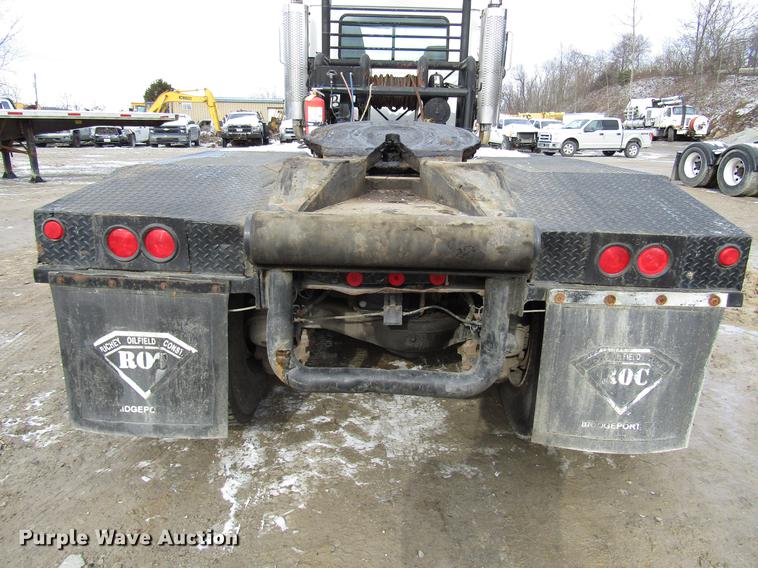 image for item DB6962 2001 Mack CH613 semi truck