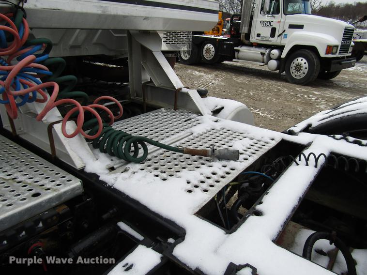 image for item DB6963 2009 International ProStar semi truck