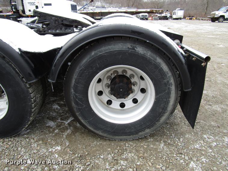 image for item DB6963 2009 International ProStar semi truck