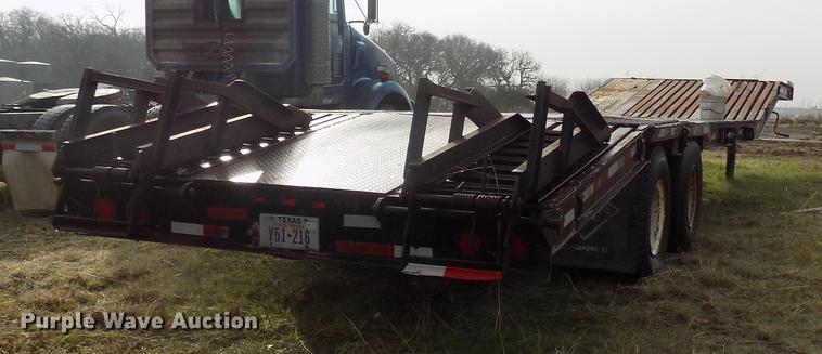 image for item DD3582 1978 Aztec drop deck trailer