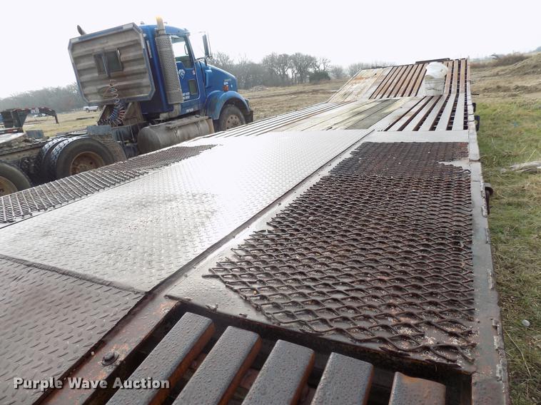 image for item DD3582 1978 Aztec drop deck trailer