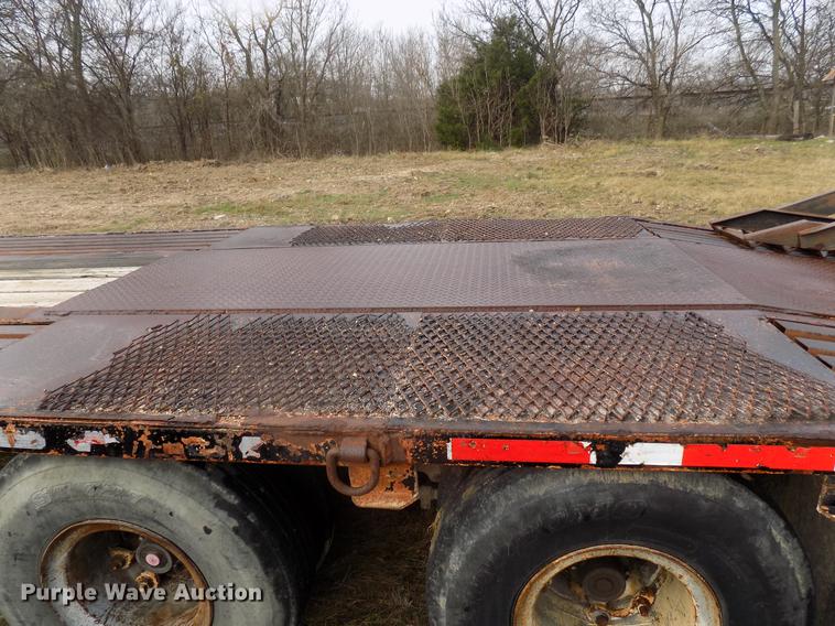 image for item DD3582 1978 Aztec drop deck trailer