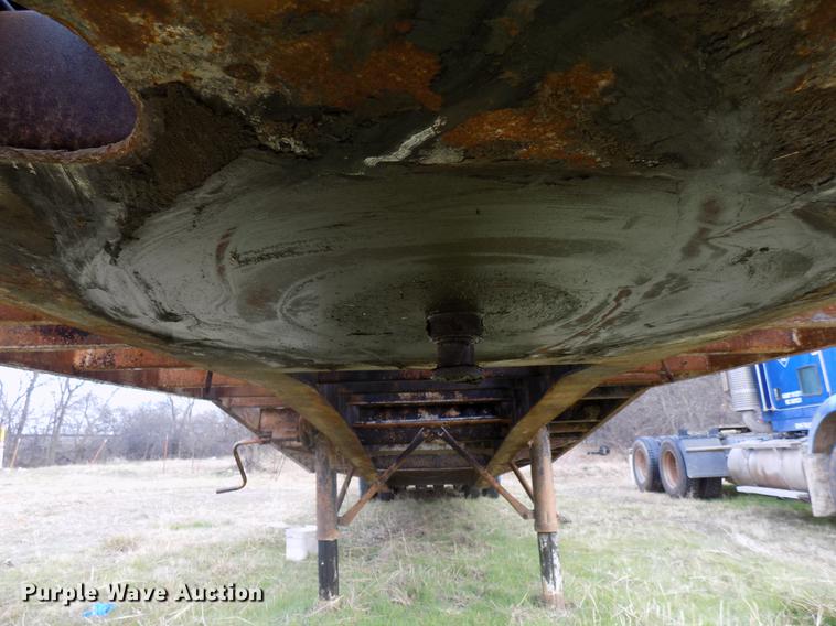 image for item DD3582 1978 Aztec drop deck trailer