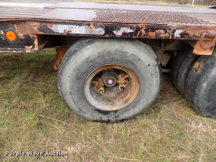 image for item DD3582 1978 Aztec drop deck trailer