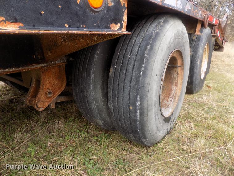 image for item DD3582 1978 Aztec drop deck trailer