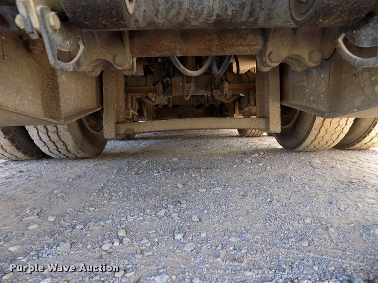 image for item DD3587 1985 Williams lowboy equipment trailer