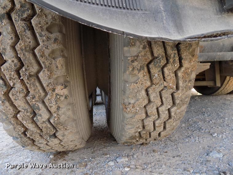 image for item DD3587 1985 Williams lowboy equipment trailer