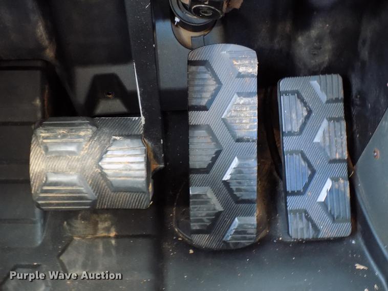 image for item DD3607 2015 Caterpillar CT660S semi truck