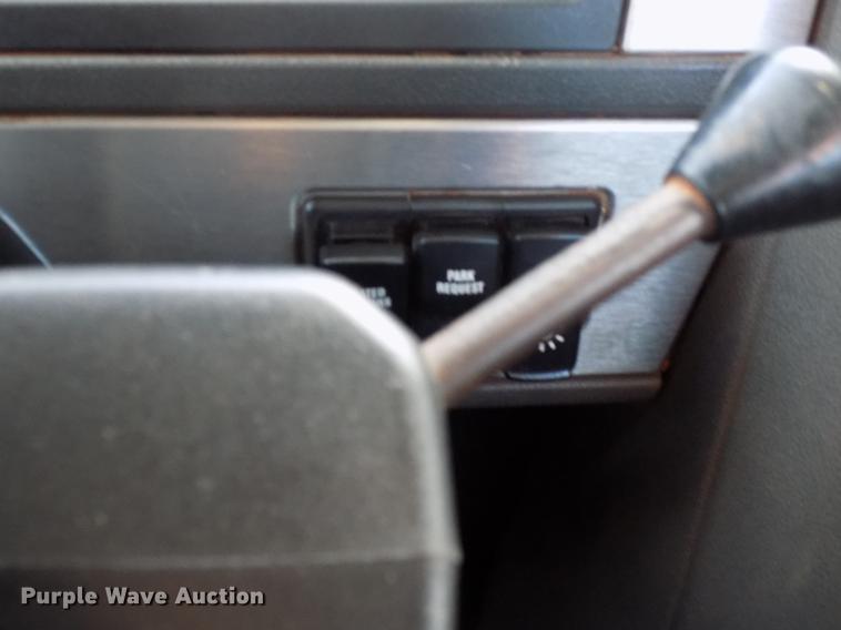 image for item DD3607 2015 Caterpillar CT660S semi truck