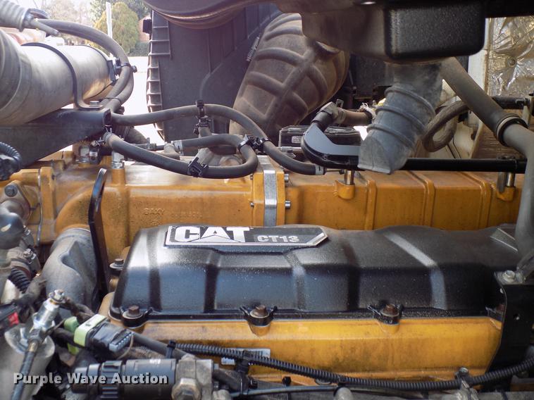 image for item DD3607 2015 Caterpillar CT660S semi truck