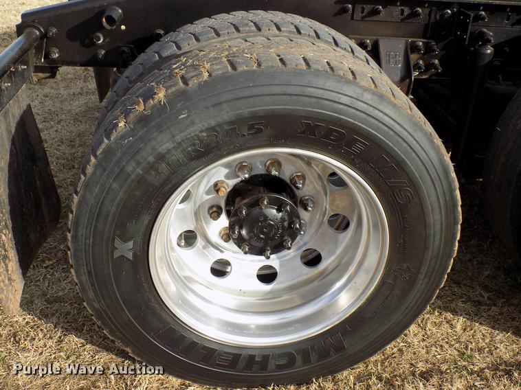 image for item DD3607 2015 Caterpillar CT660S semi truck