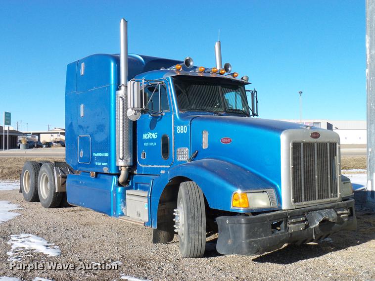 image for item DD5980 1998 Peterbilt 377 semi truck