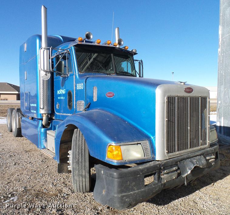 image for item DD5980 1998 Peterbilt 377 semi truck