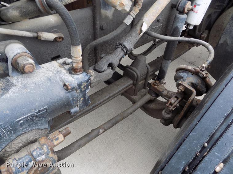 image for item DE0430 1995 Kenworth T600 semi truck