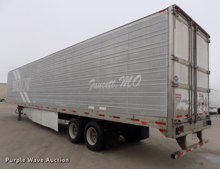 image for item DE0431 1999 Utility Trailers VS2R refrigerated van trailer