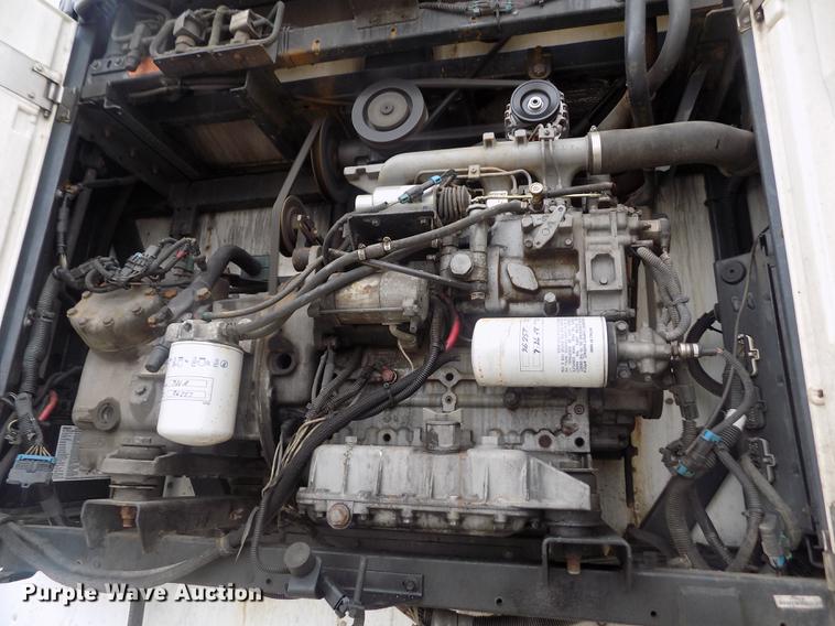 image for item DE0431 1999 Utility Trailers VS2R refrigerated van trailer