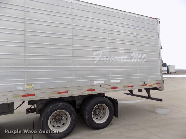 image for item DE0431 1999 Utility Trailers VS2R refrigerated van trailer