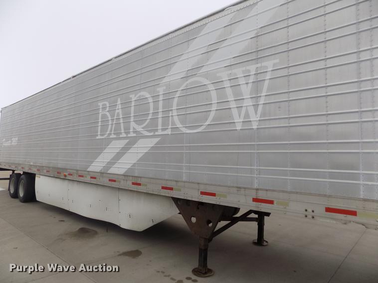 image for item DE0431 1999 Utility Trailers VS2R refrigerated van trailer