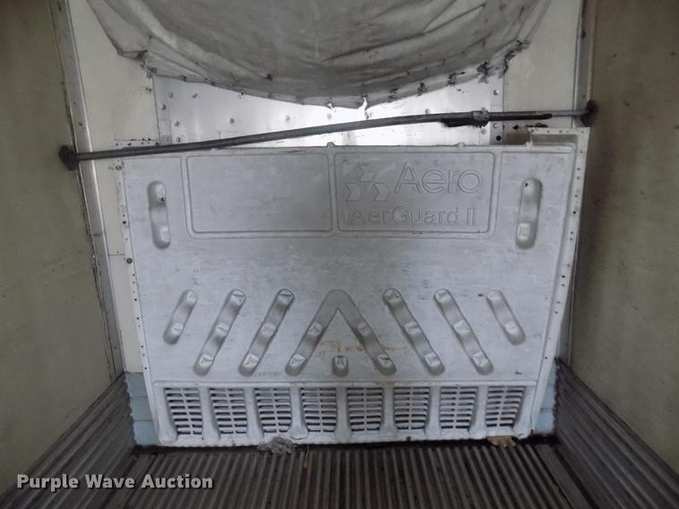 image for item DE0431 1999 Utility Trailers VS2R refrigerated van trailer