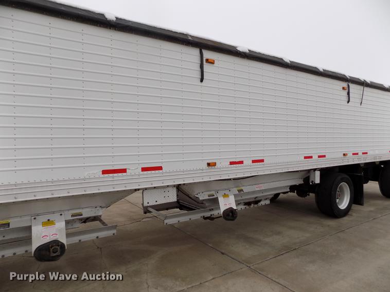 image for item DE0435 2008 Timpte Super Hopper double hopper bottom grain trailer