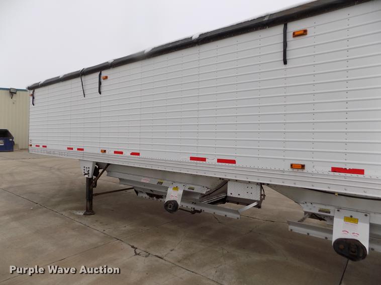 image for item DE0435 2008 Timpte Super Hopper double hopper bottom grain trailer
