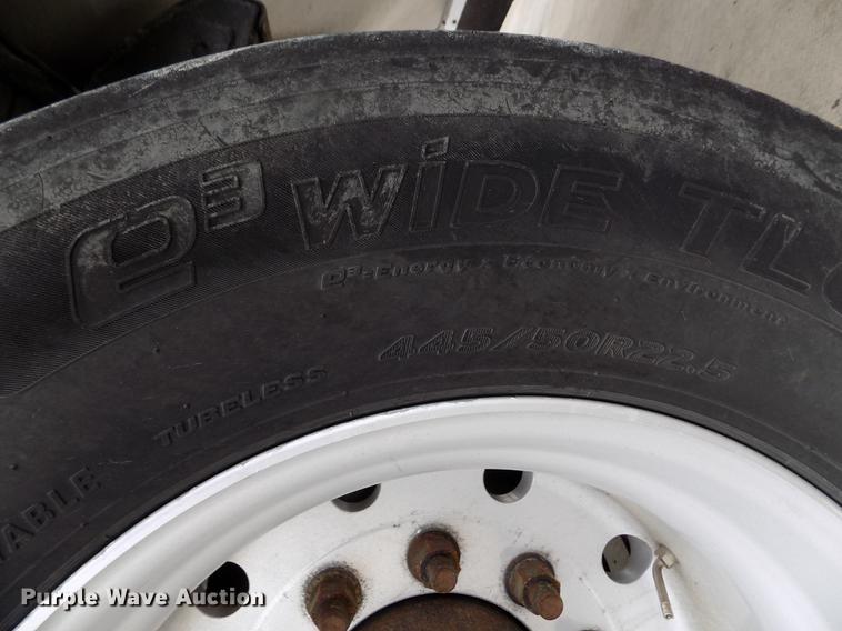 image for item DE0435 2008 Timpte Super Hopper double hopper bottom grain trailer