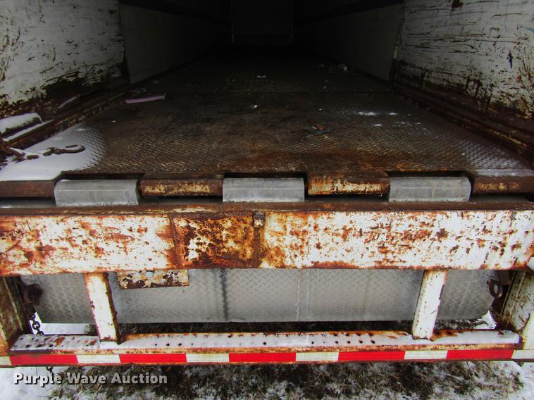 image for item DE5975 2007 Wabash dry van trailer