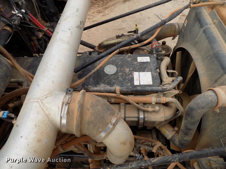 image for item DG3330 2012 Western Star 4900FA semi truck